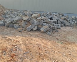 建筑垃圾應(yīng)該用什么樣的破碎機(jī)